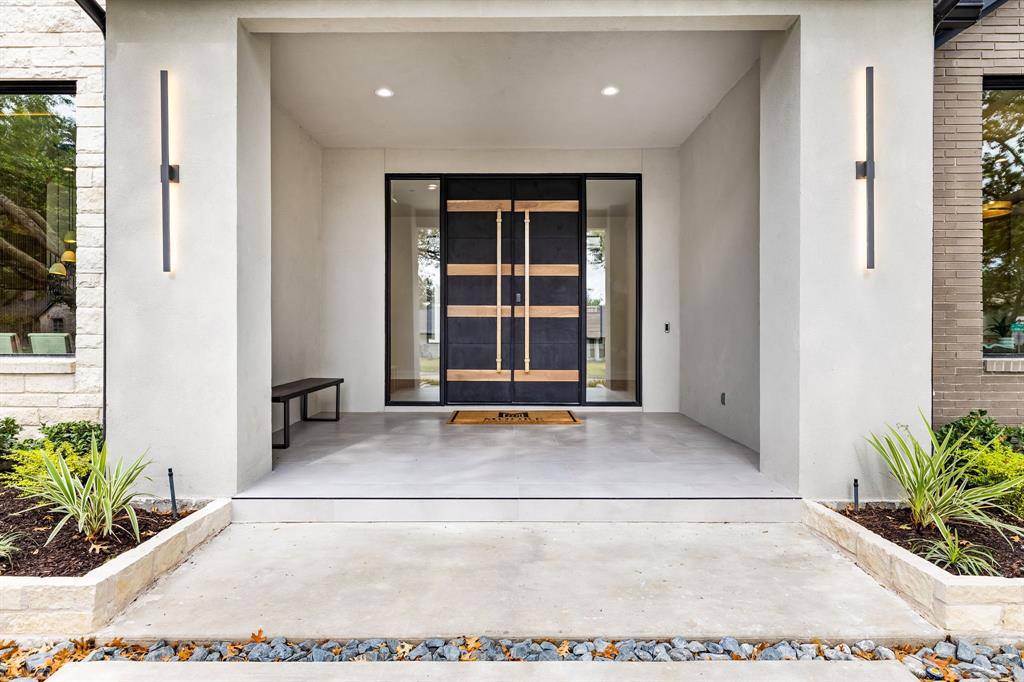 Dallas, TX 75229,3959 Hockaday Drive