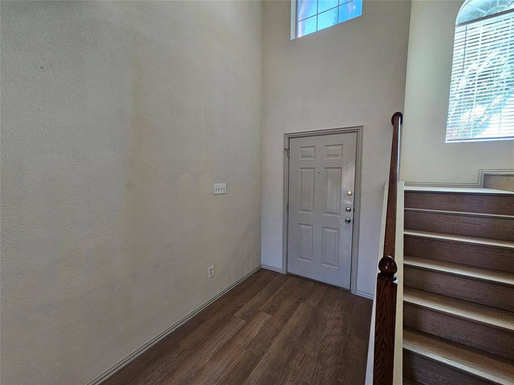 Lewisville, TX 75067,393 Ivan Drive