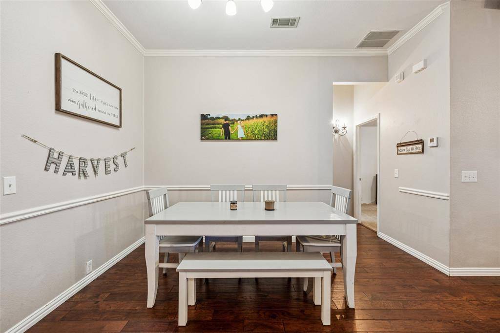 Denton, TX 76210,6828 Crenshaw Lane