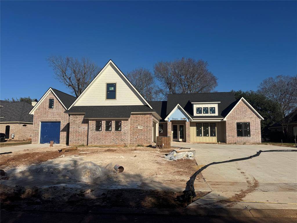 Bossier City, LA 71111,329 Autumn Ridge Drive