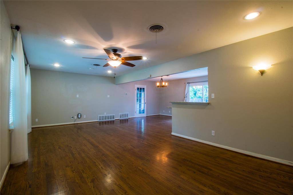 Fort Worth, TX 76133,3120 Covert Avenue