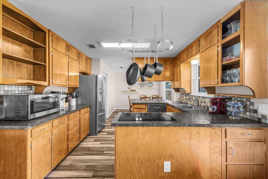 Hurst, TX 76054,1913 Yucca Trail