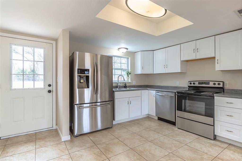 Newark, TX 76071,525 Pettit Drive