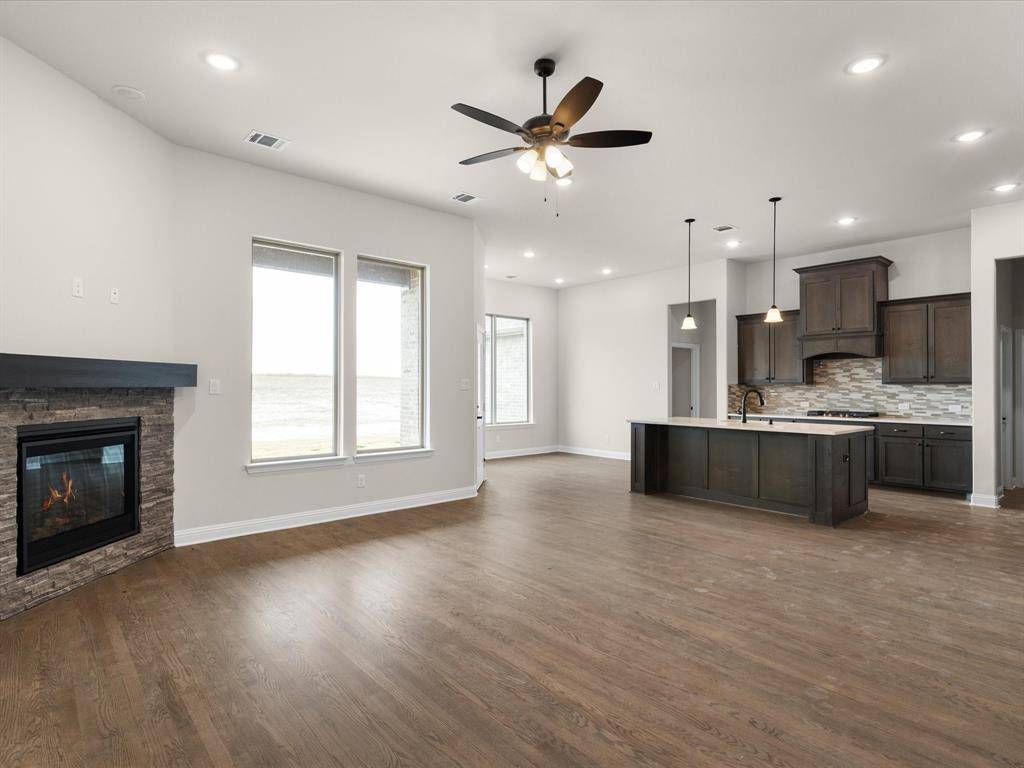 Waxahachie, TX 75165,128 Lila Lake Drive