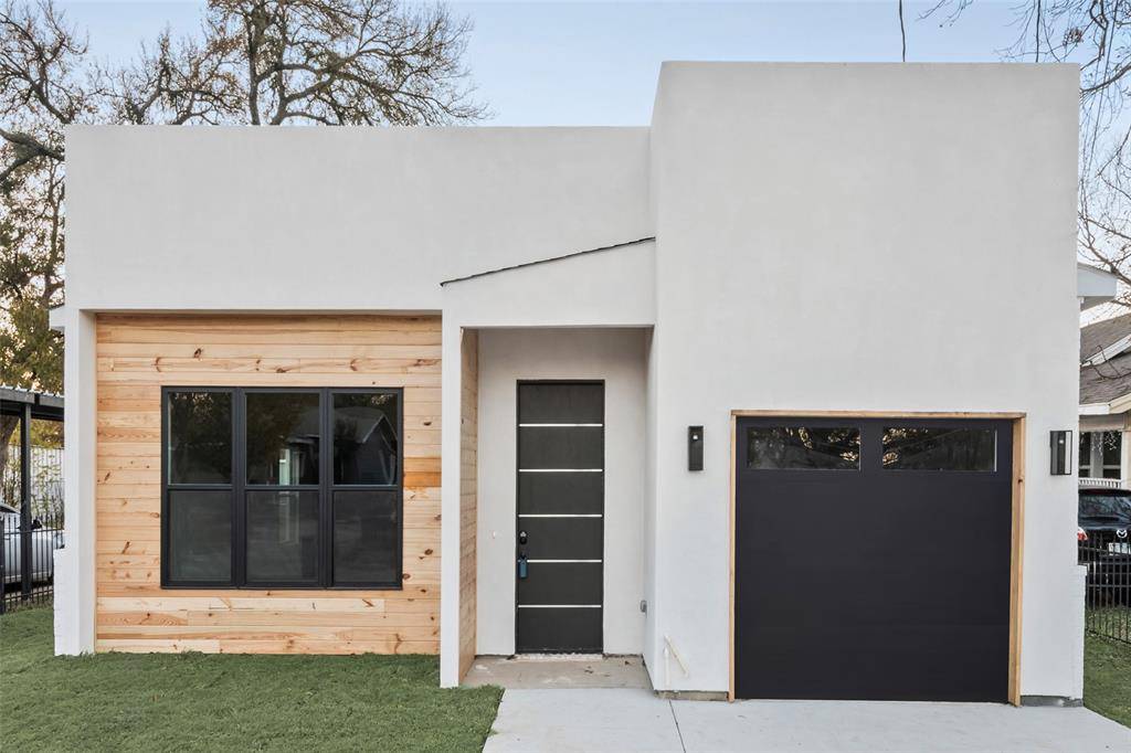 Dallas, TX 75212,2511 lapsley Street