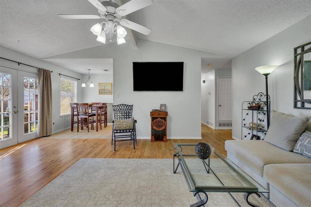 Arlington, TX 76016,2307 Oakside Drive