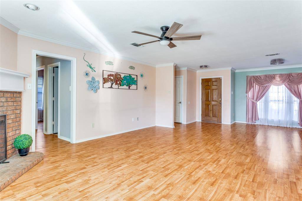 Fort Worth, TX 76133,5029 Barberry Drive