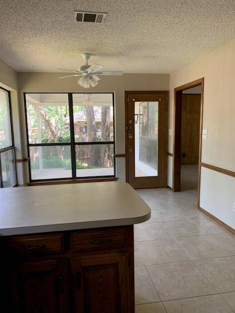 Hurst, TX 76054,204 Bremen Drive