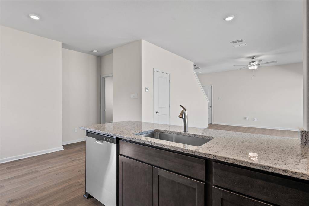 Ponder, TX 76259,8421 White Wolf Trail