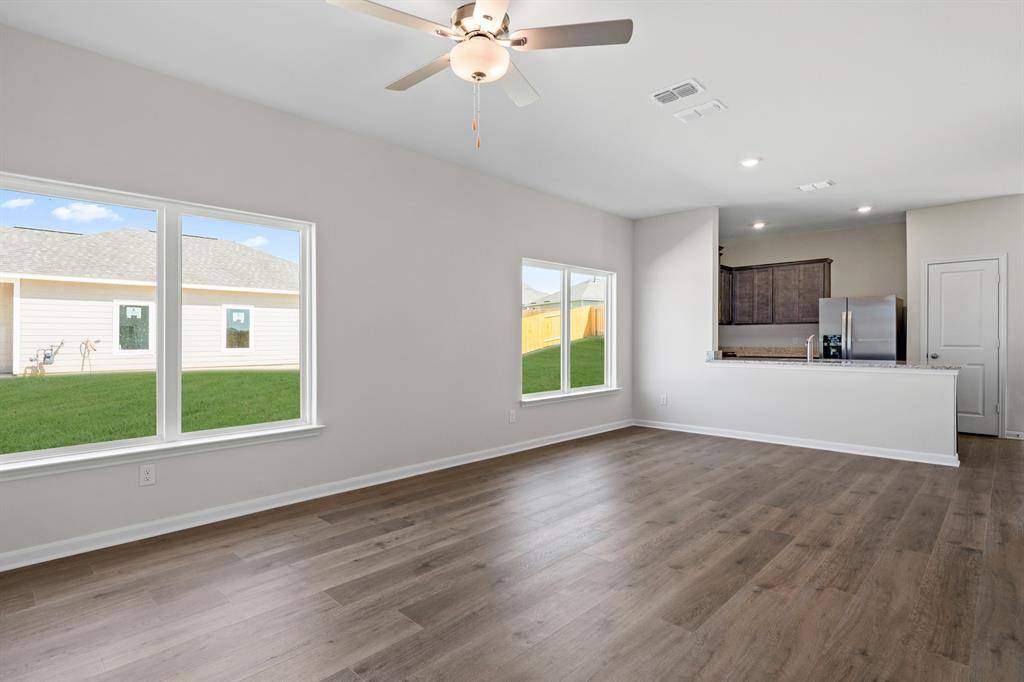 Ponder, TX 76259,8421 White Wolf Trail