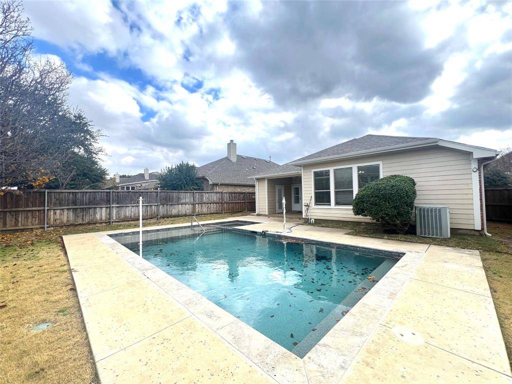 Dallas, TX 75227,7011 Chackbay Lane