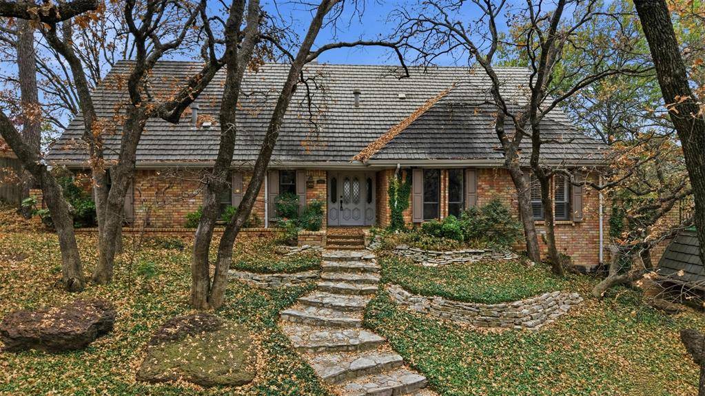 Arlington, TX 76012,1004 Crowley Road