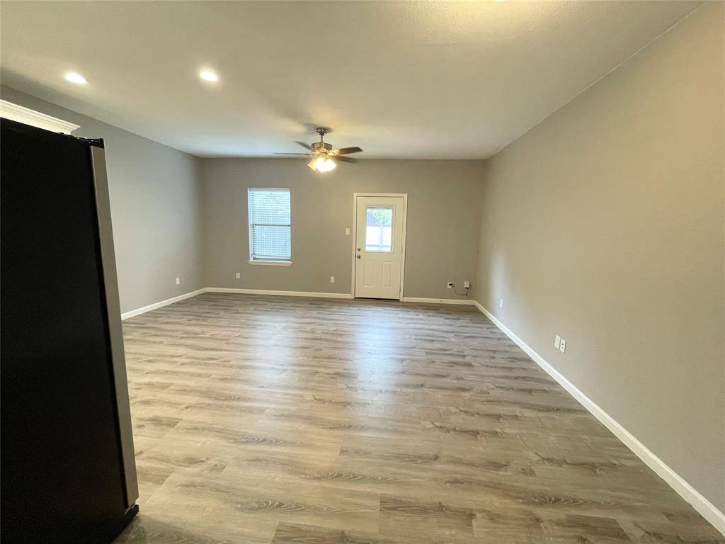 Weatherford, TX 76088,120 Ridgmar Drive #107