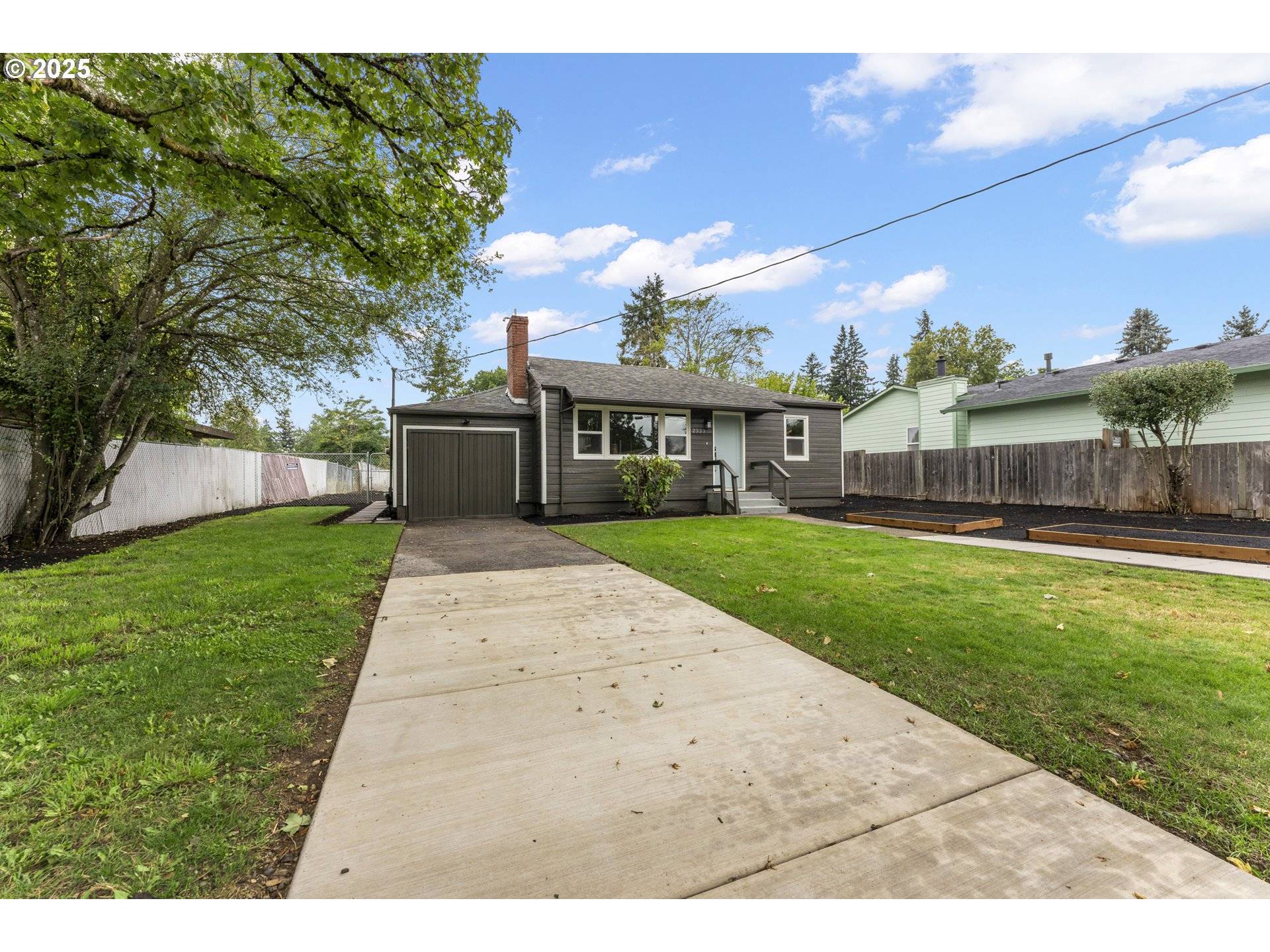 Portland, OR 97233,2333 SE 124TH AVE