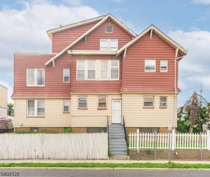 Irvington Twp., NJ 07111,598-600 Chancellor Ave