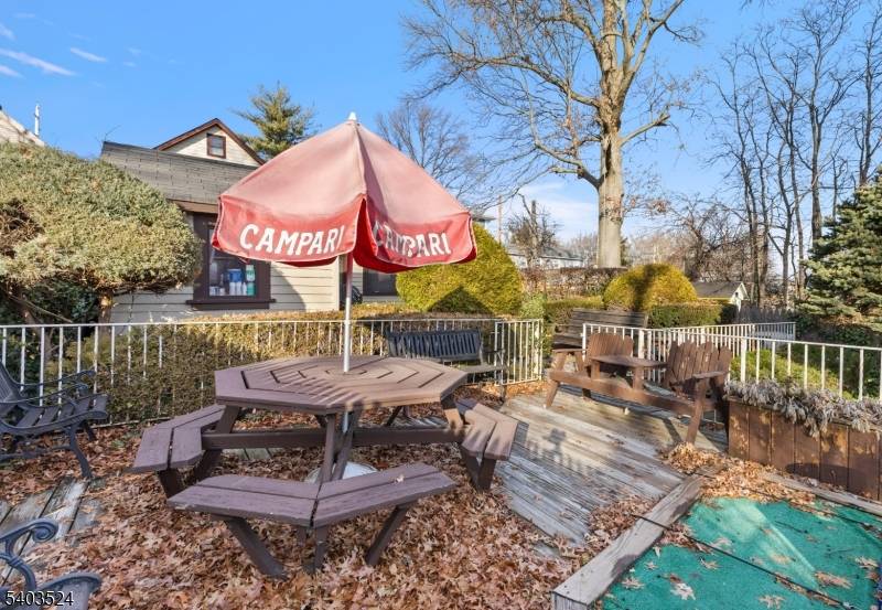 Roselle Boro, NJ 07203,146 E 10Th Ave