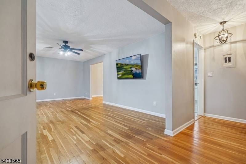 Springfield Twp., NJ 07081,23B Troy Dr #B