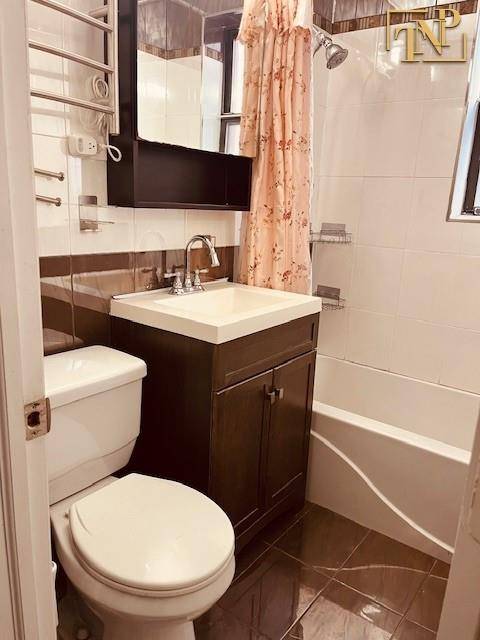 Brooklyn, NY 11235,3021 Avenue Z #2L