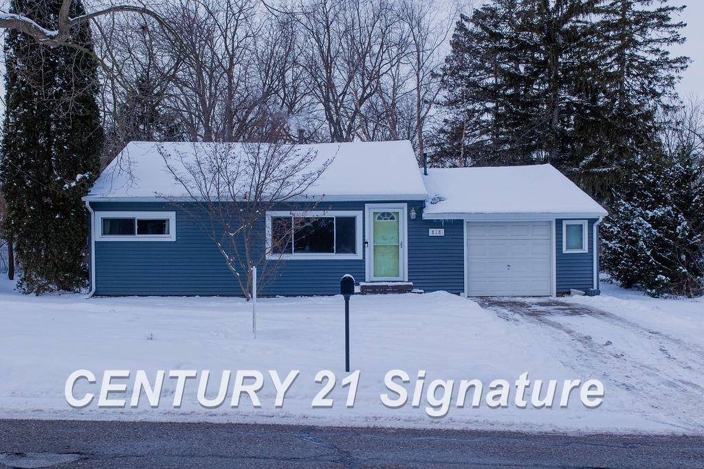 Fenton, MI 48430,818 S Adelaide ST