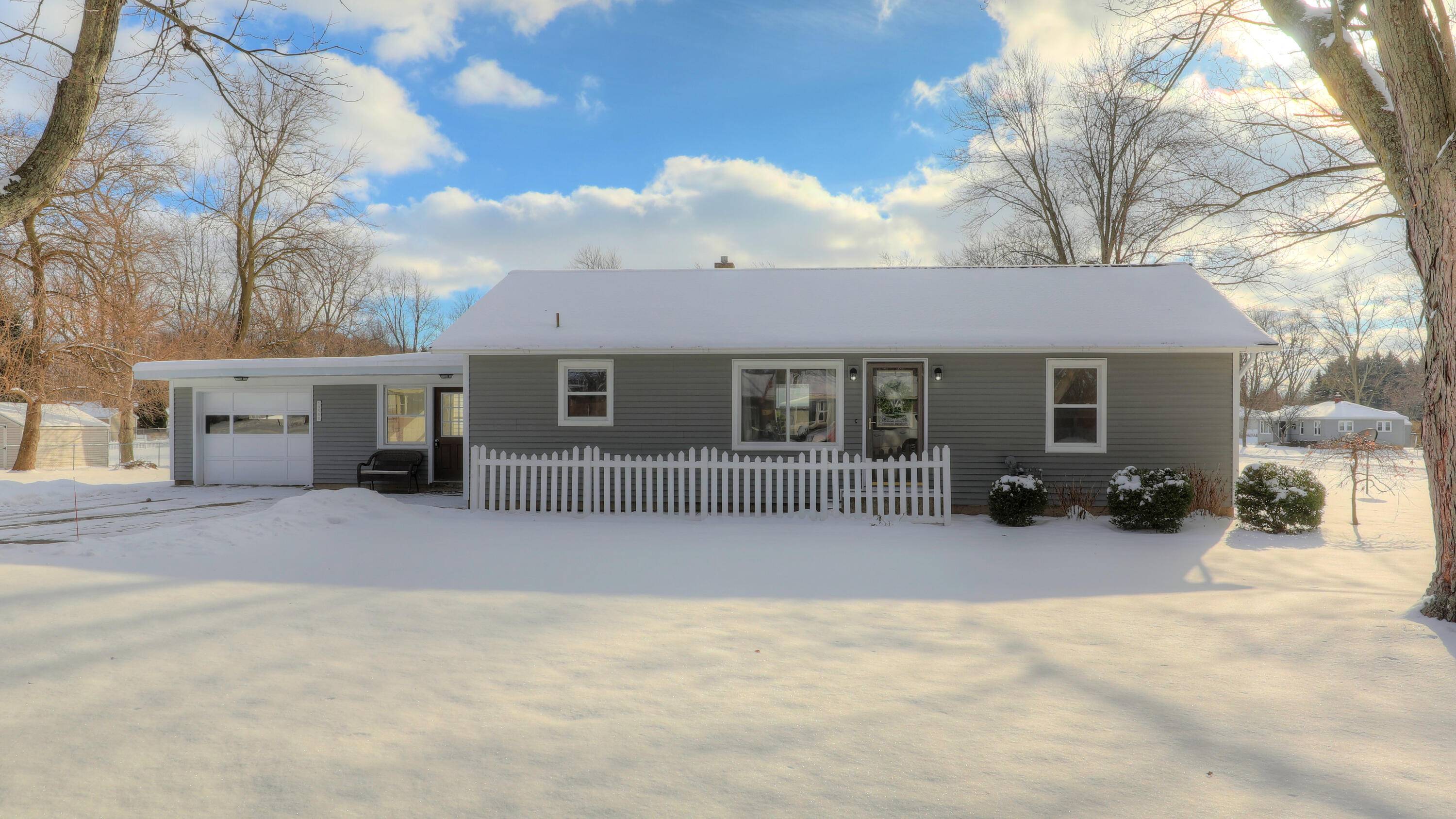 Zeeland, MI 49464,10588 Melvin ST