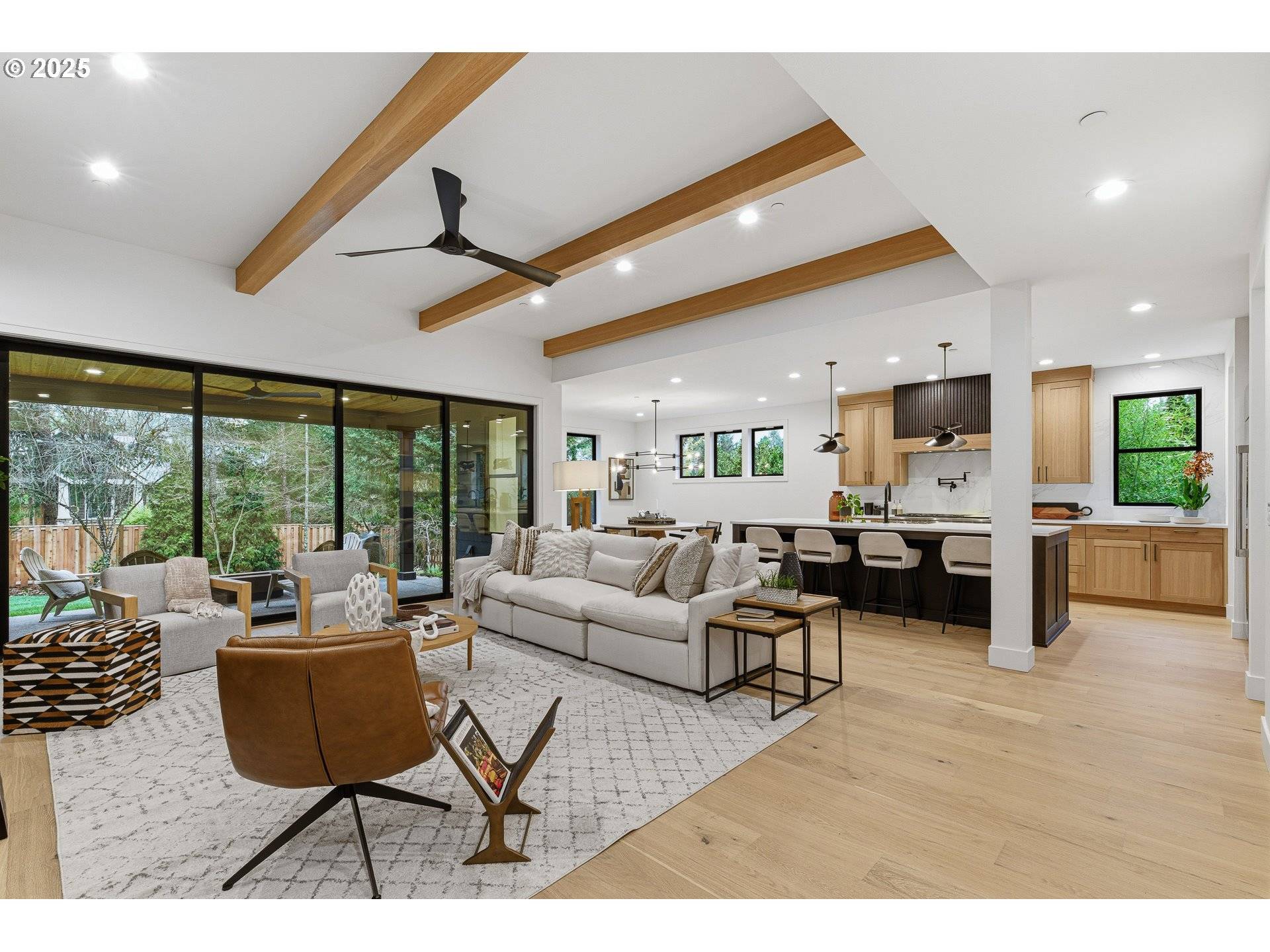 Lake Oswego, OR 97034,14100 Knaus RD