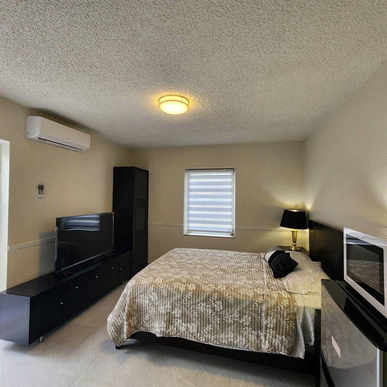 Miami Springs, FL 33166,875 S Westward Dr