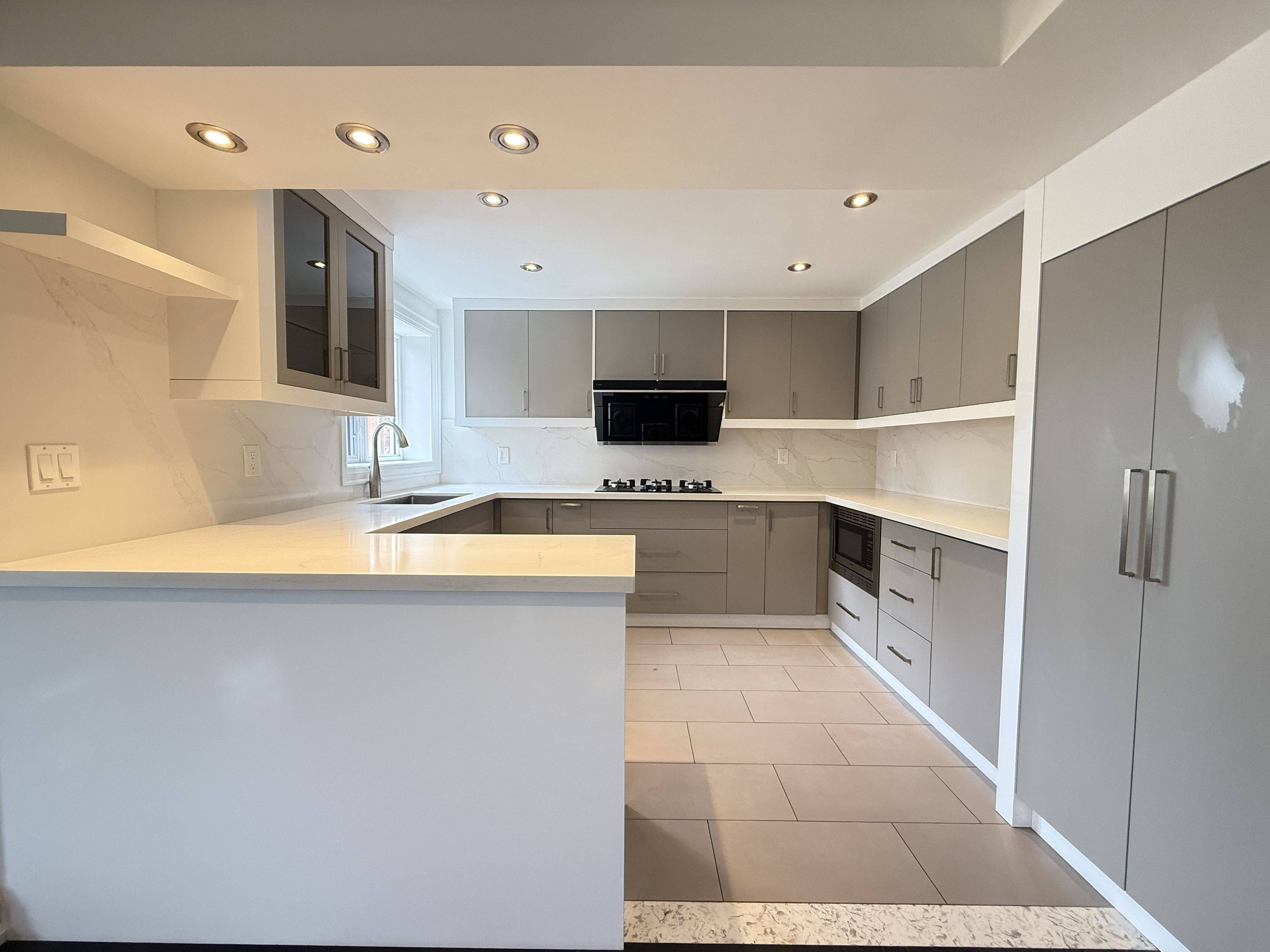 Richmond Hill, ON L4B 4B4,256 Boake TRL