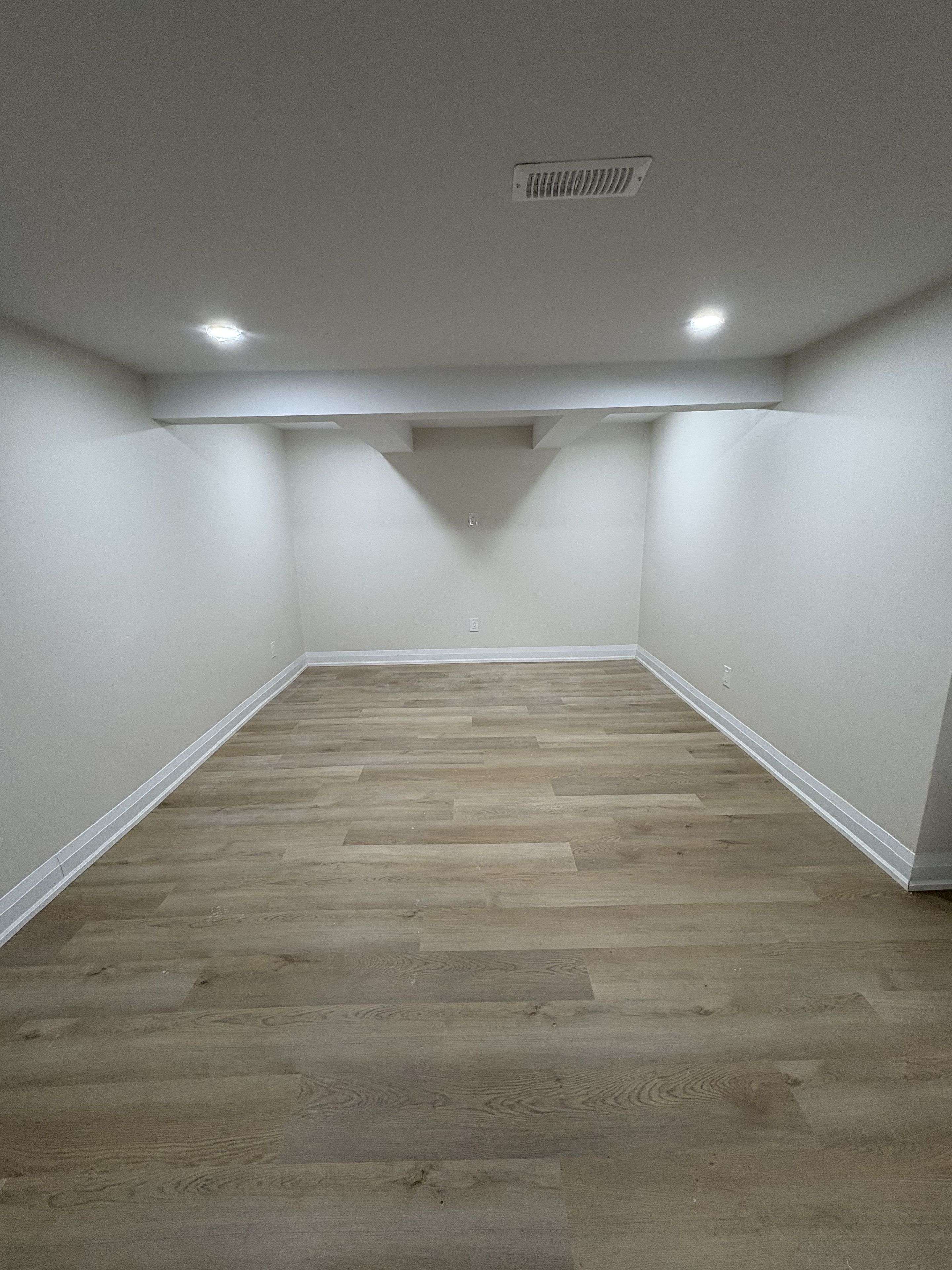 Halton Hills, ON L7J 2L7,6520 32 Side RD #BSMT