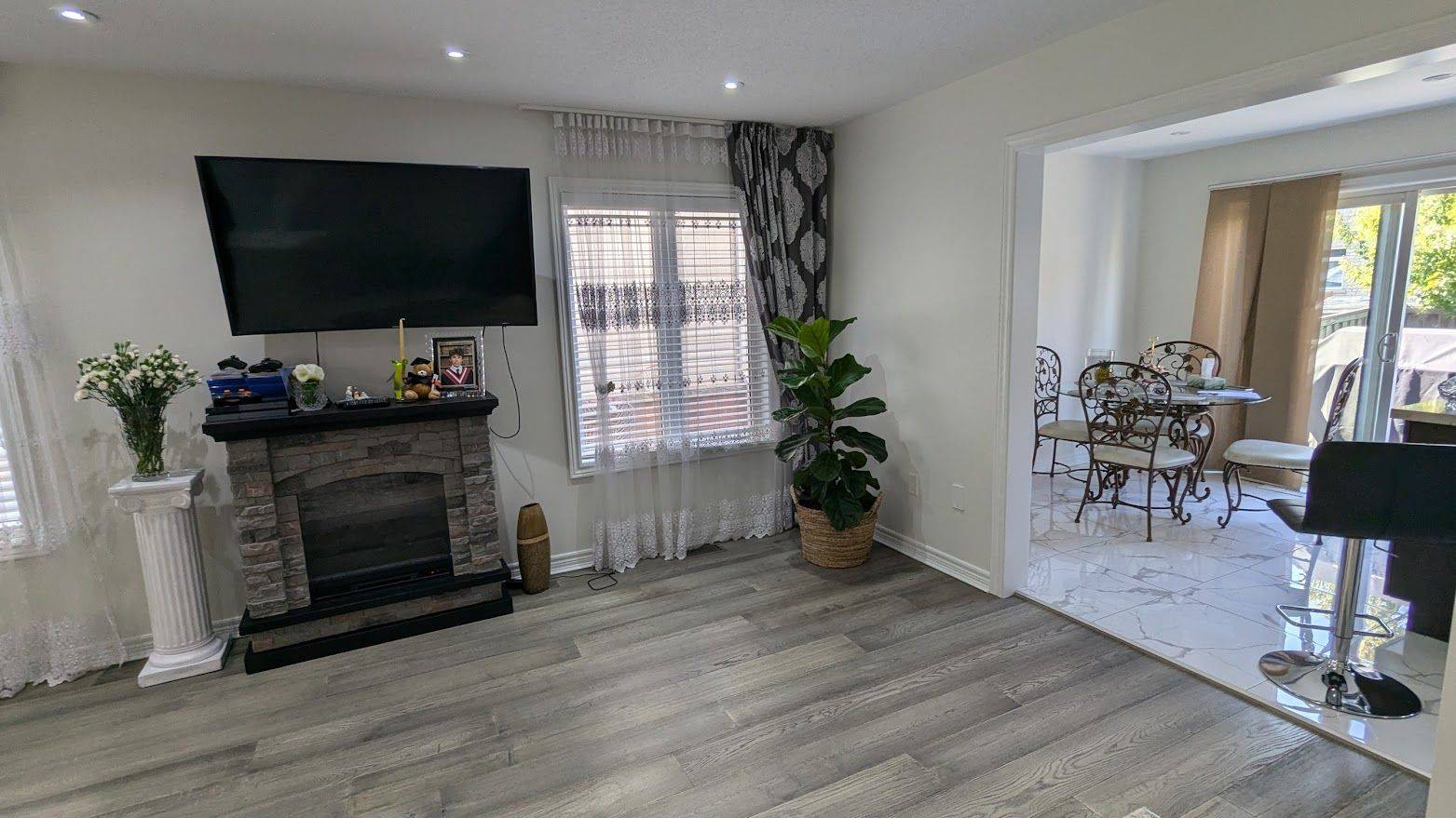 Burlington, ON L7M 0H4,4861 Verdi ST