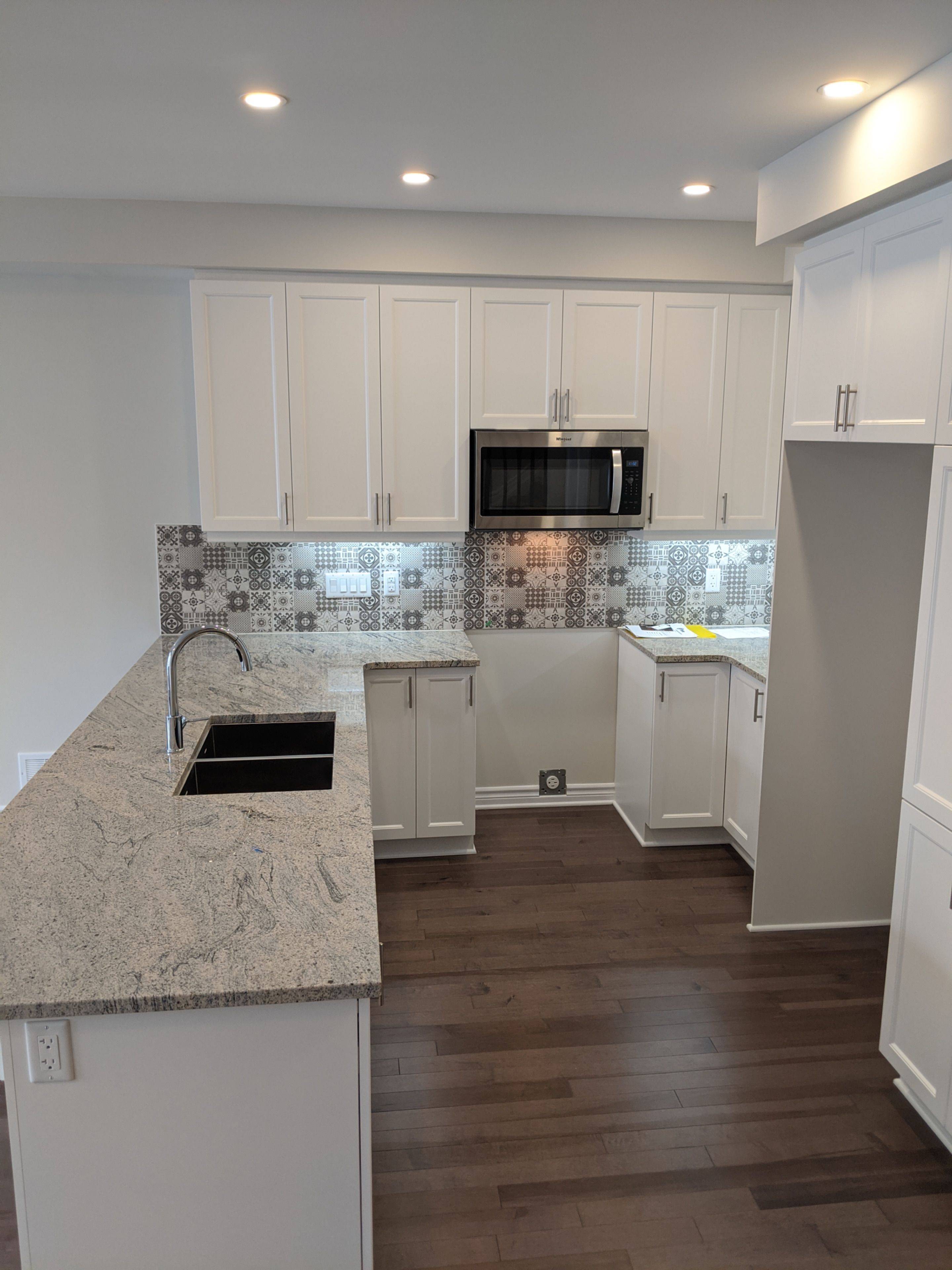 Blossom Park - Airport And Area, ON K1T 0R7,3961 Kelly Farm DR