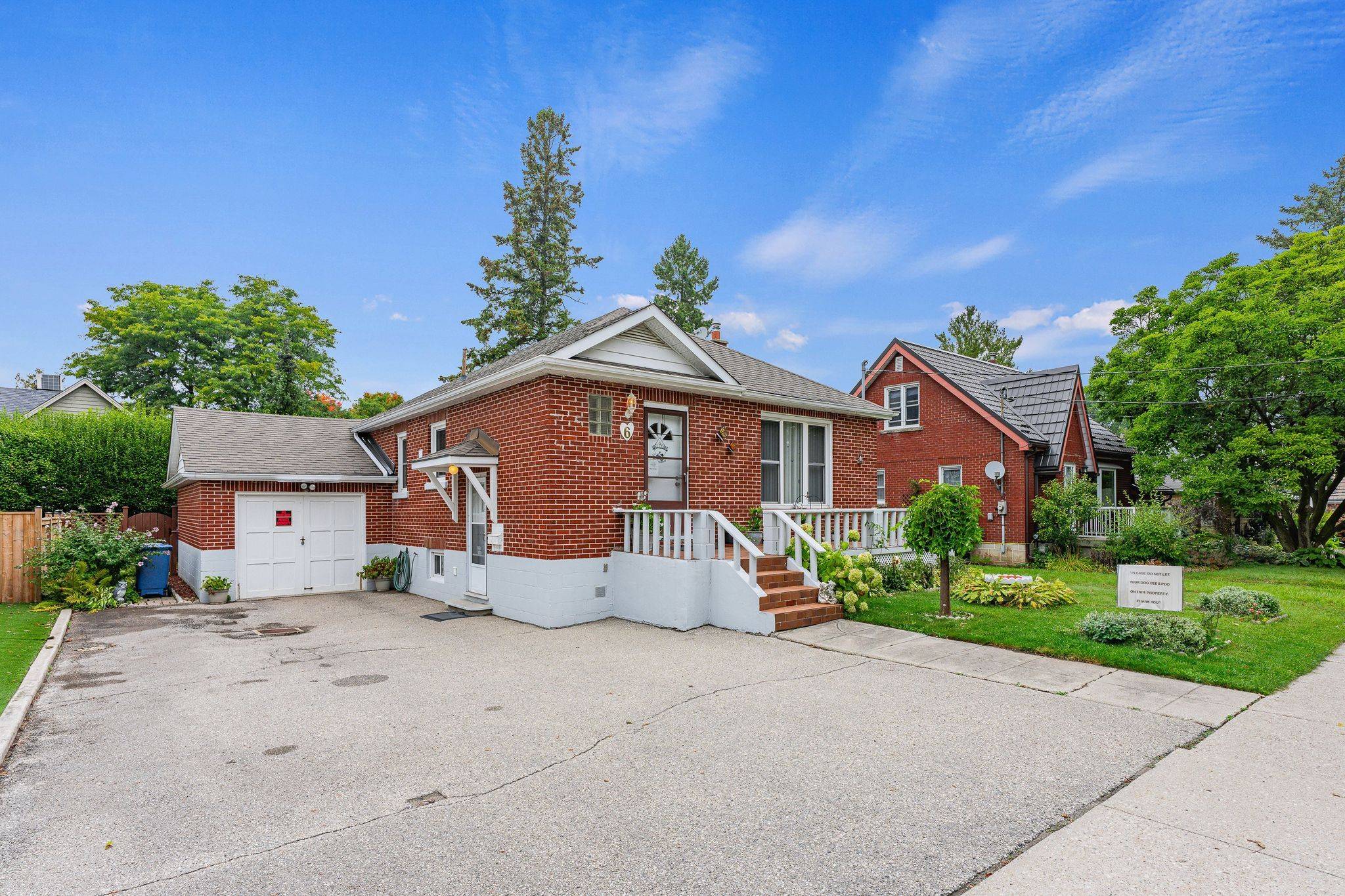 Guelph, ON N1E 2T3,6 Hepburn AVE
