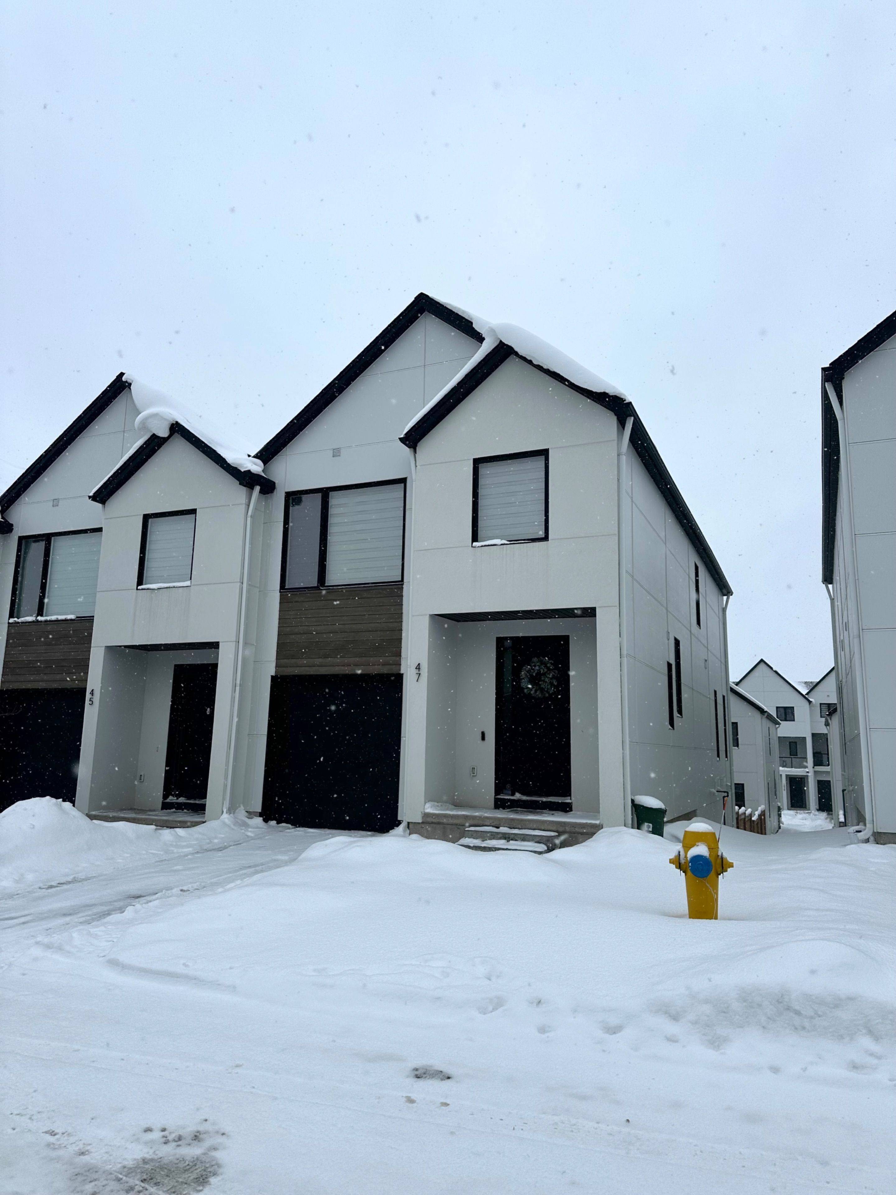 London South, ON N6K 0L2,1965 UPPERPOINT Gate #47