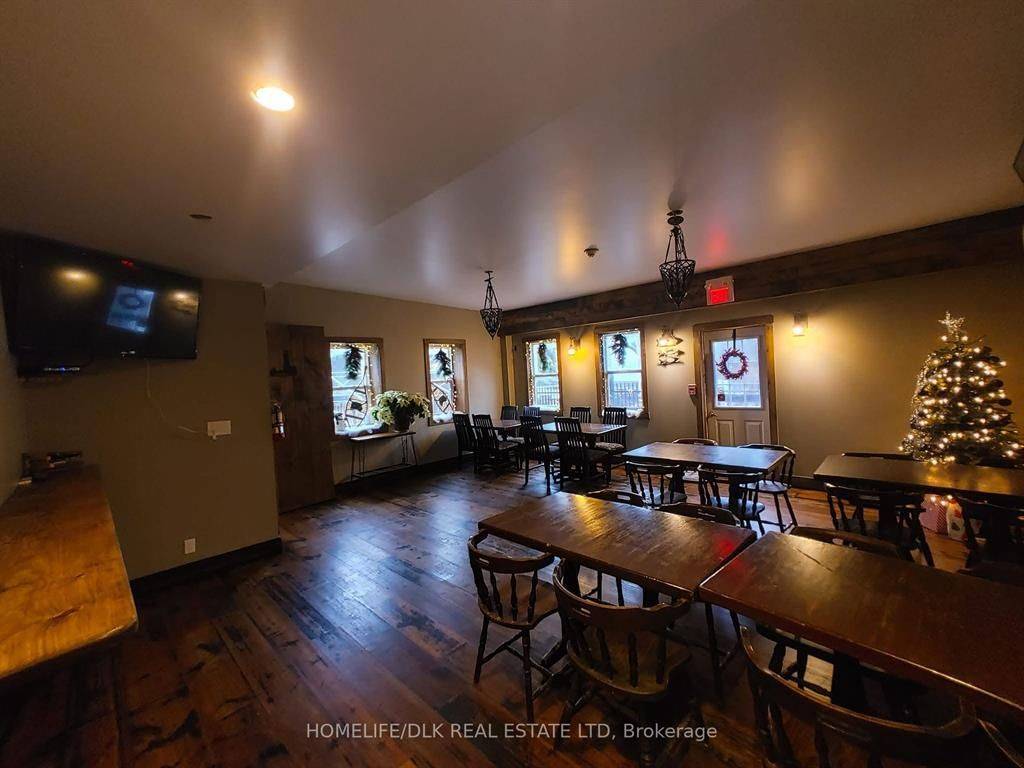 Prescott, ON K0E 1T0,101-115 King ST W