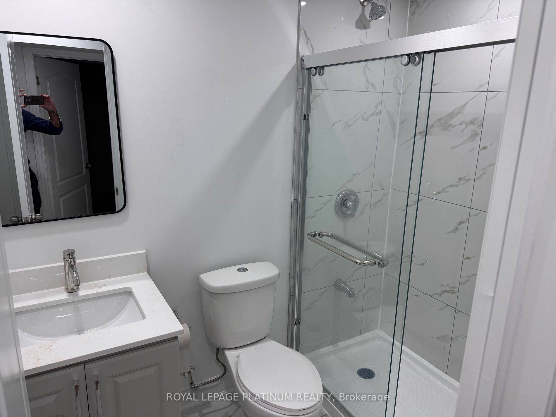 Kitchener, ON N2E 4E3,617 Windflower CRES