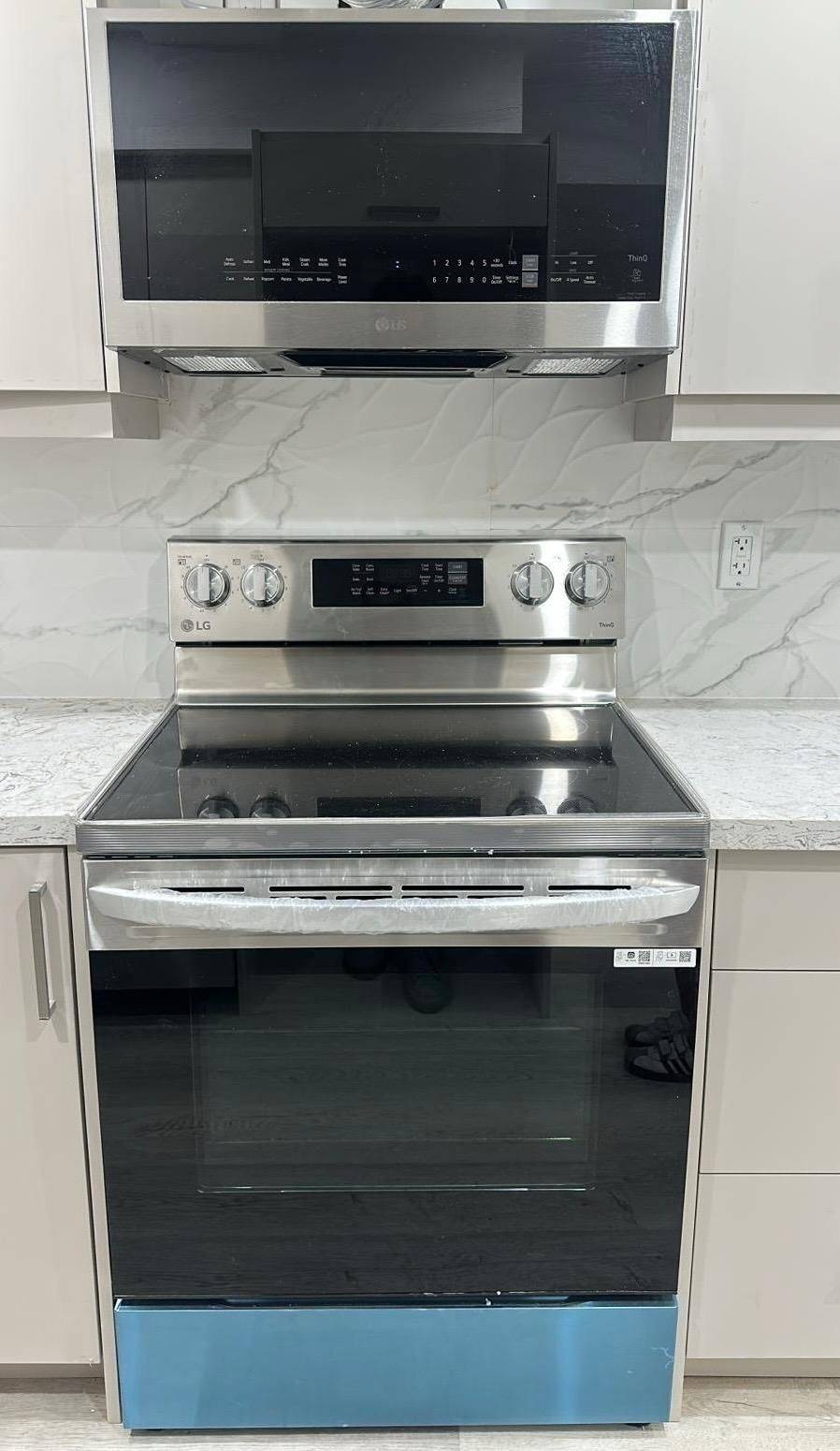 Niagara Falls, ON L2H 3V3,Address not disclosed