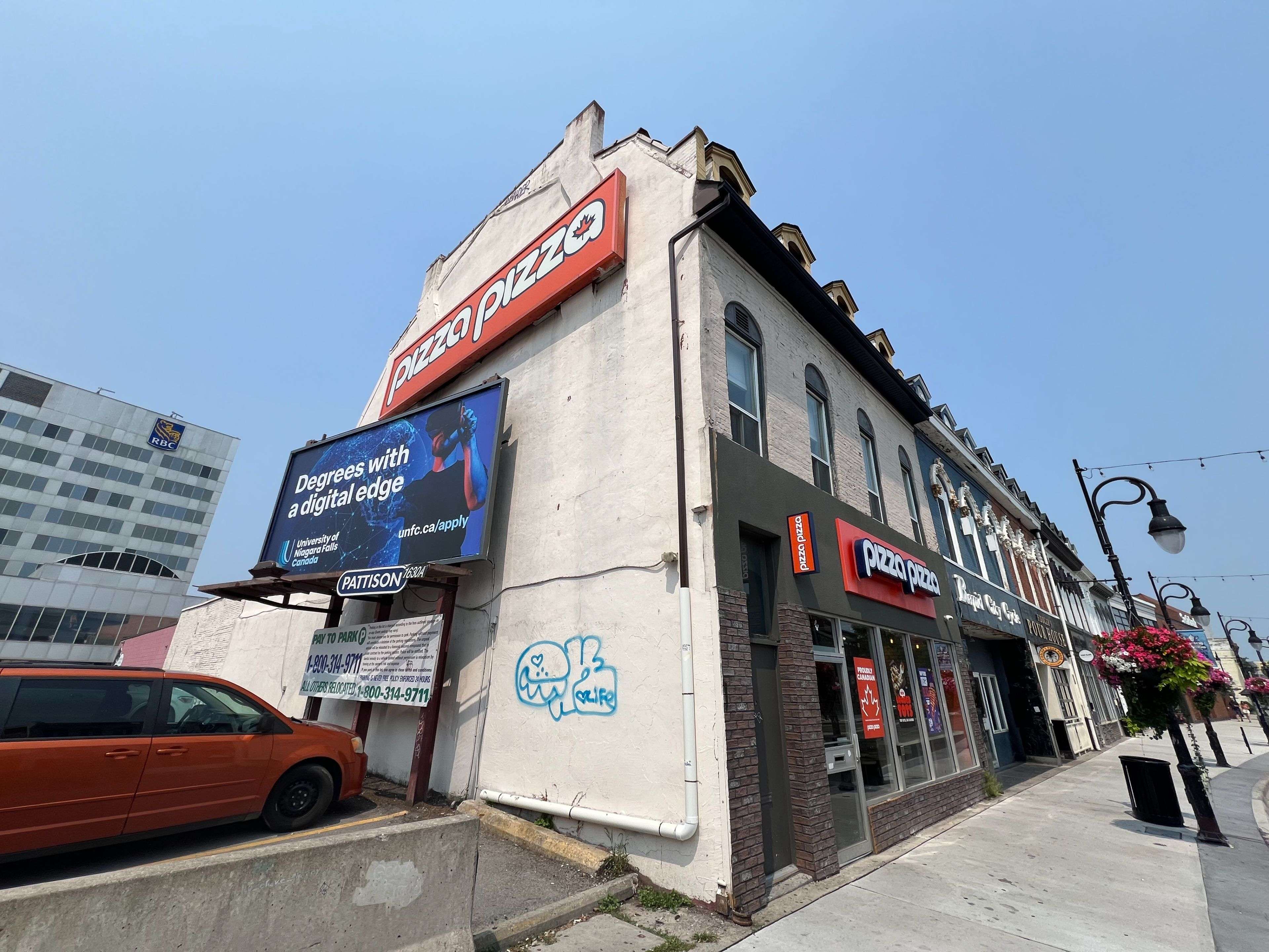 St. Catharines, ON L2R 3M5,139 St Paul ST