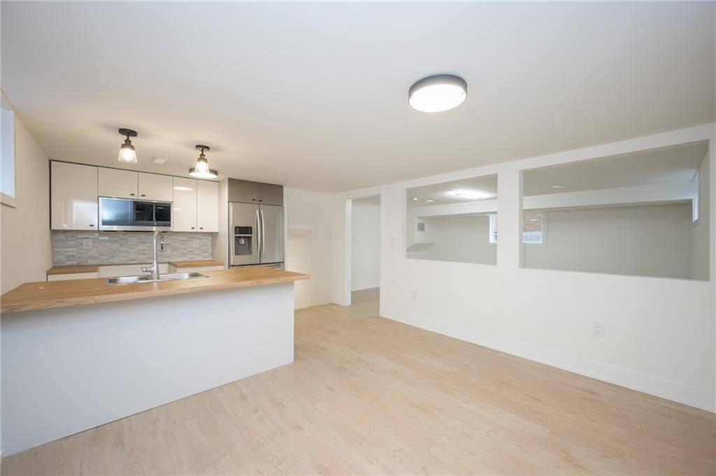 Hamilton, ON L8T 3Y7,54 Moxley DR #Bsmt