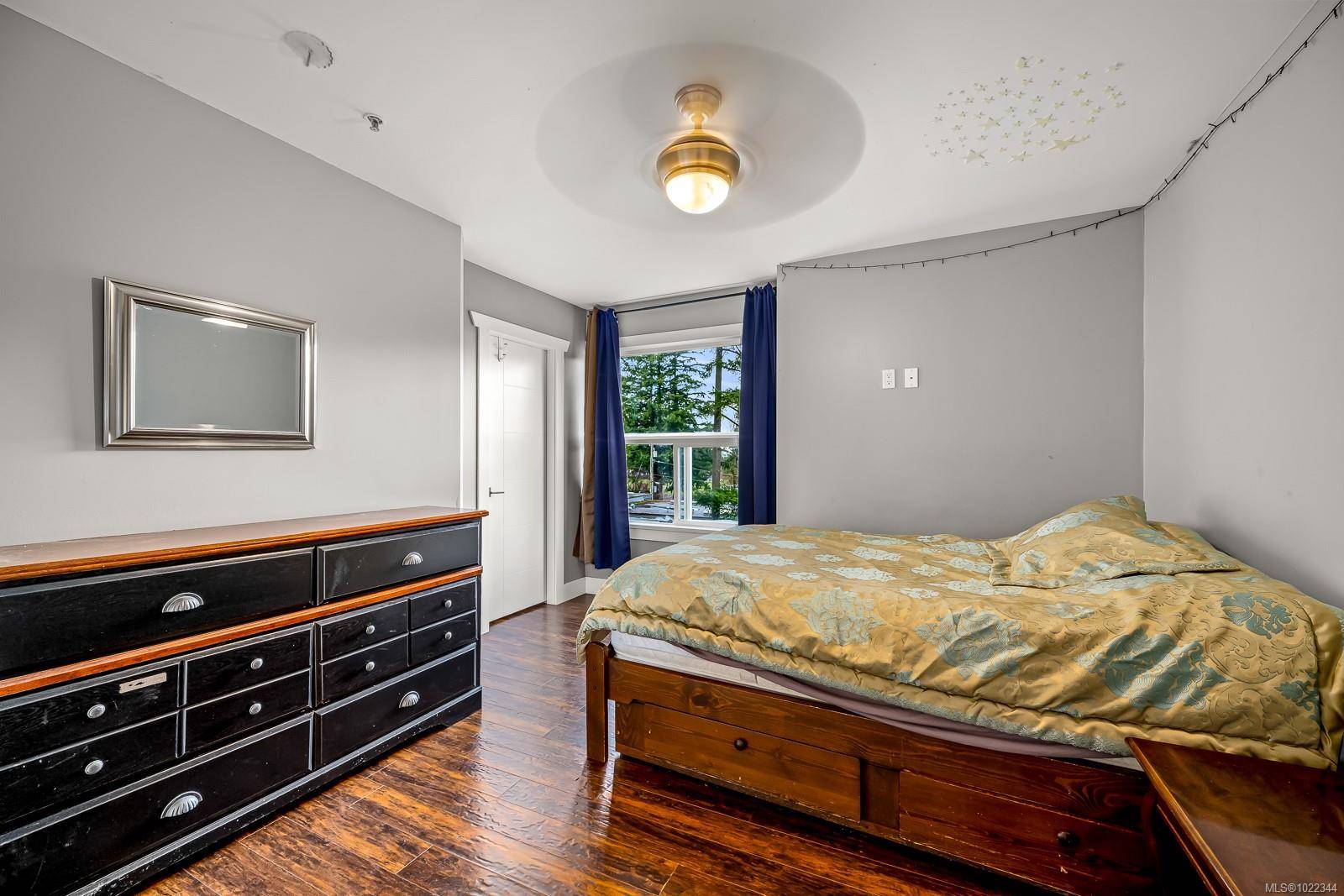 Campbell River, BC V9W 2S3,282 Birch St #409