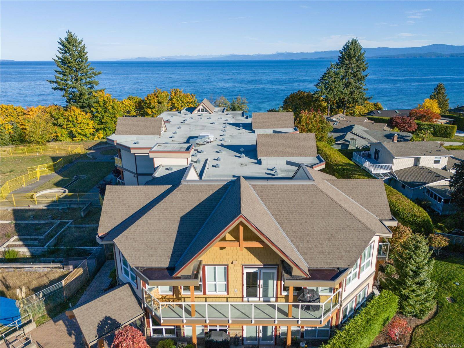 Qualicum Beach, BC V9K 0B2,439 College Rd #203