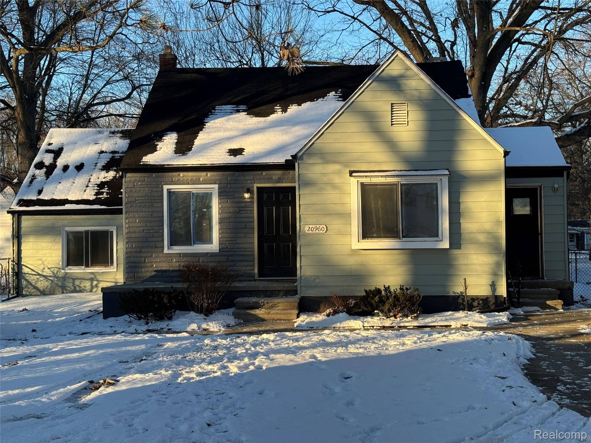 Southfield, MI 48075,20960 Westhampton AVE