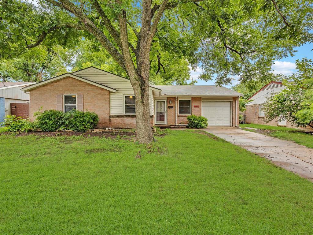 Plano, TX 75075,1224 Meadowcrest Drive