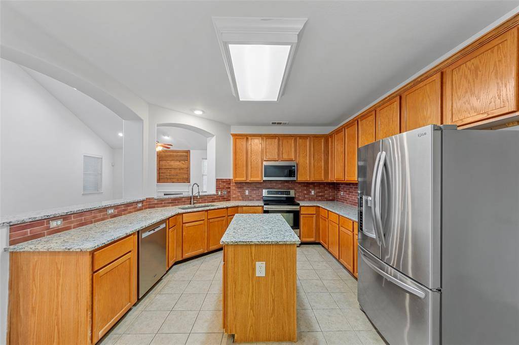 Wylie, TX 75098,1210 Iron Horse Street