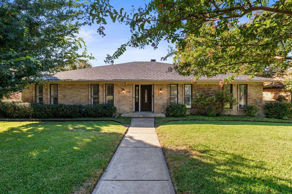 Dallas, TX 75243,9552 Timberleaf Drive