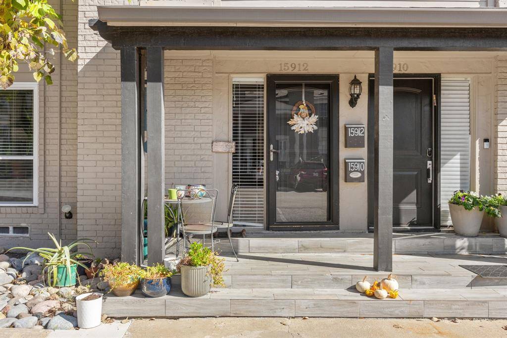 Dallas, TX 75248,15912 Archwood Lane #1016