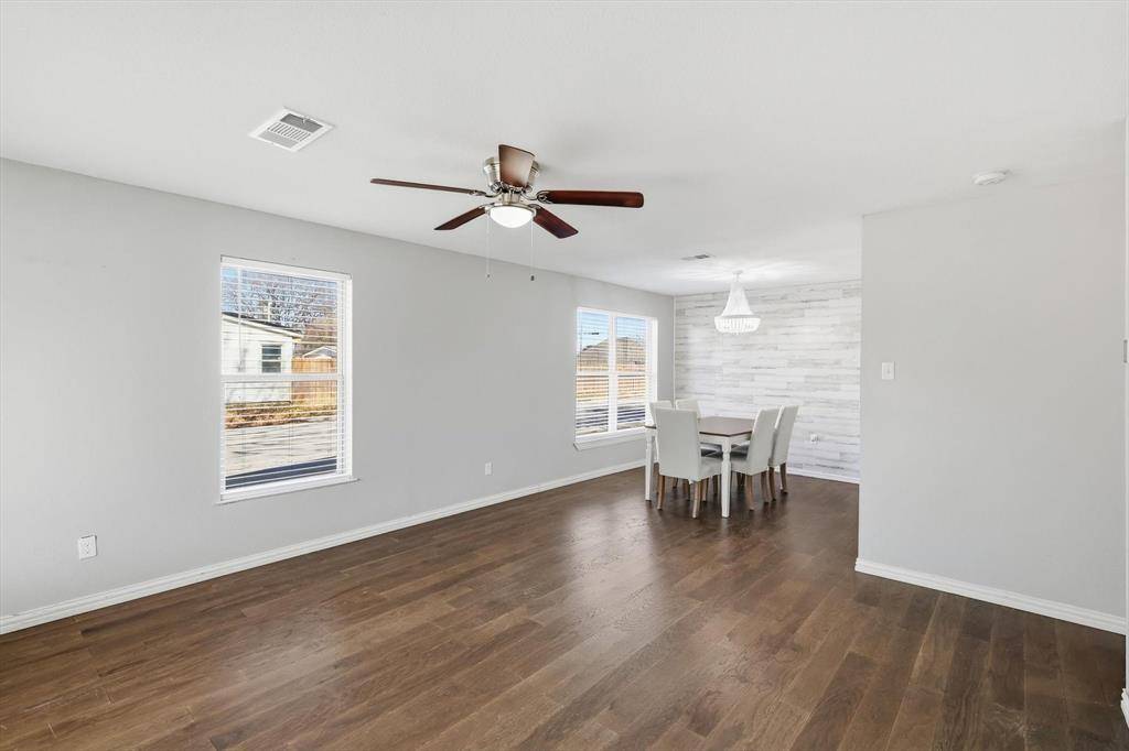 White Settlement, TX 76108,126 N Redford Lane #A