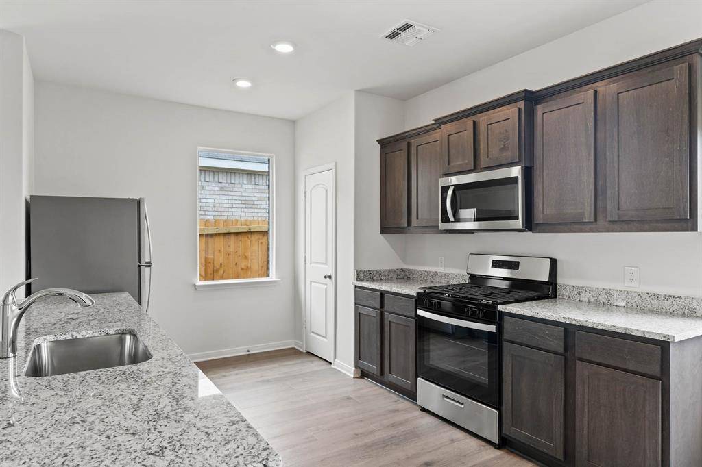 Cresson, TX 76035,13449 Stage Coach Lane