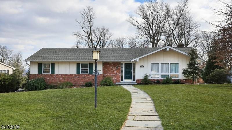 Mountainside Boro, NJ 07092,1061 Prospect Ave