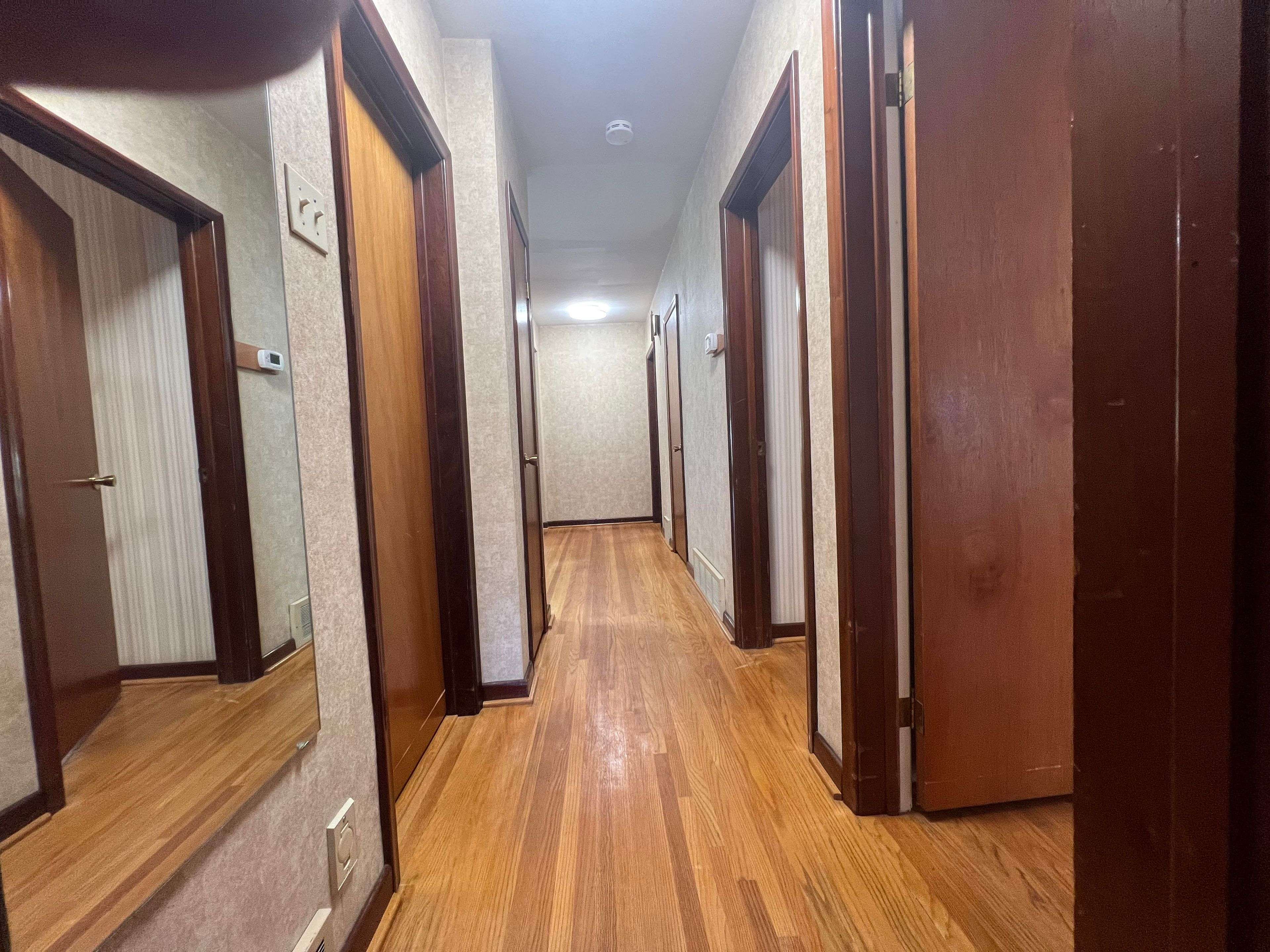 Toronto E09, ON M1P 3R7,137 Birkdale RD