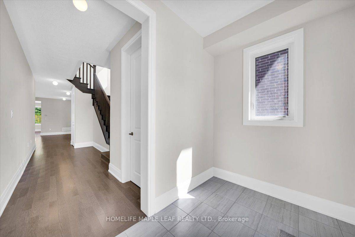 Pickering, ON L1X 0R8,1242 Talisman MNR