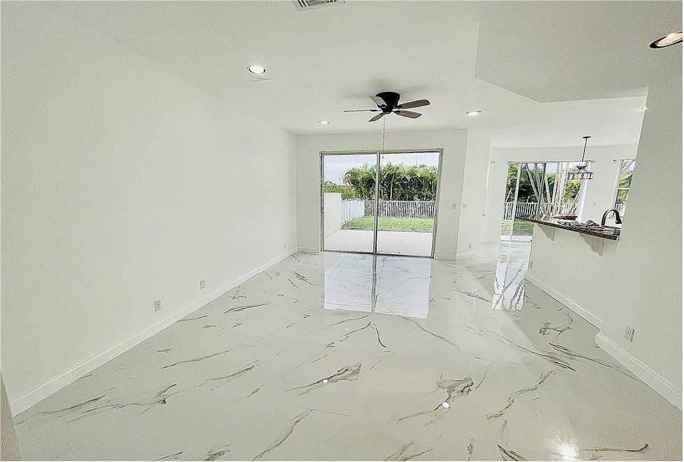 Boca Raton, FL 33428,11041 Harbour Springs Cir